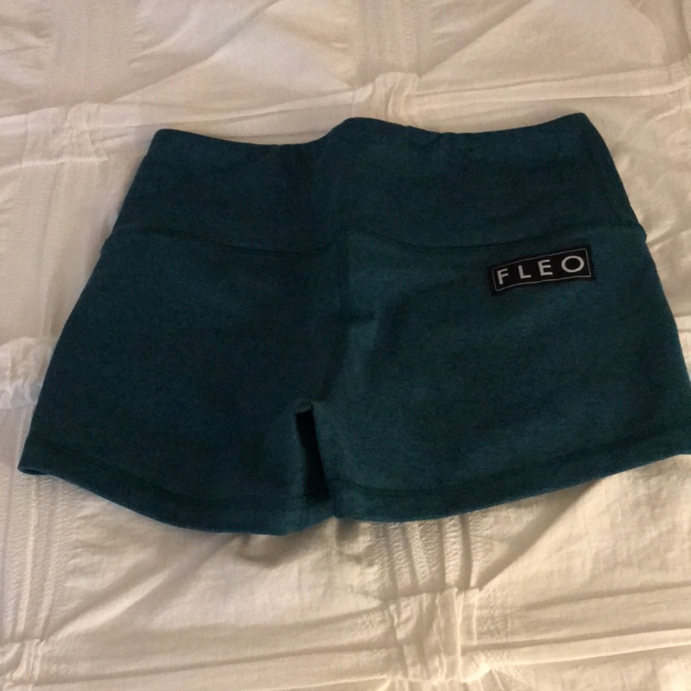 Fleo original high rise shorts in teal spruce.